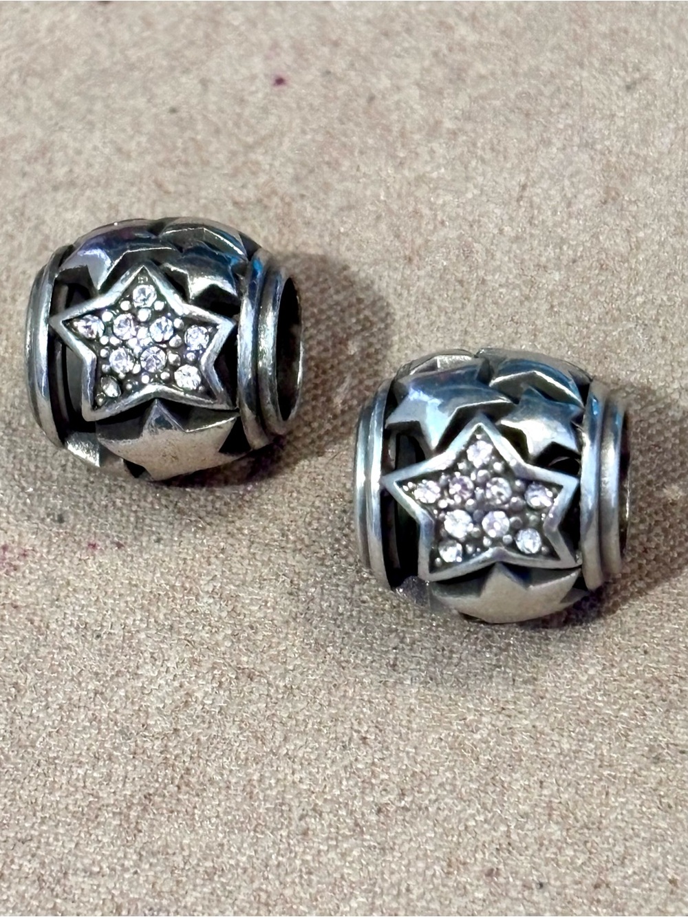 🆕Listing! Two 🆕 Brighton Shimmering Star beads Cutout stars w crystals Retired